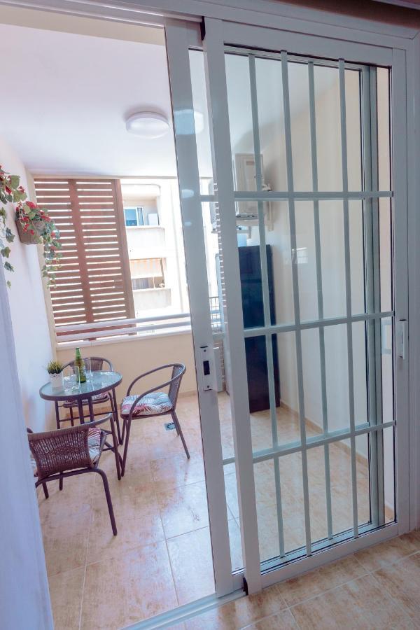 Apto Ache, Acogedor Apartamento De 66 M Con Terraza, Aire Acondicionado Y Parking Privado Gratuito Лос Абригос Екстериор снимка