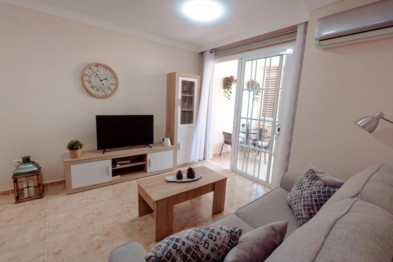 Apto Ache, Acogedor Apartamento De 66 M Con Terraza, Aire Acondicionado Y Parking Privado Gratuito Лос Абригос Екстериор снимка